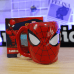 Caneca Spider Man formato 3D 400ml